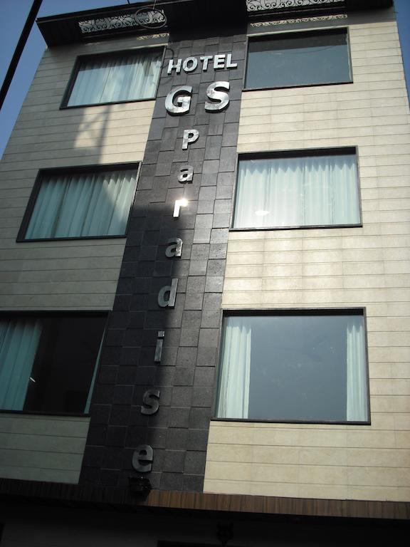 Hotel Gs Paradise Αμριτσάρ Εξωτερικό φωτογραφία